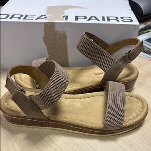 DREAM PAIRS Low Wedge One Band Casual Sandals with Adjustable Ankle Strap Size 9
